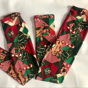 NEW! Matching pair (2) Kids Holiday Leggings!